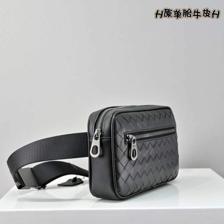 Picture of Bottega Veneta Mens Bags _SKUfw209922957fw